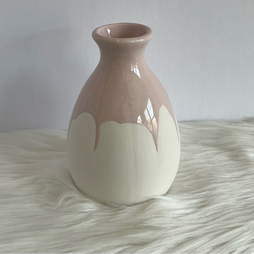 NEW in Box- Isaac Mizrahi Loves xo, Sienna Vase